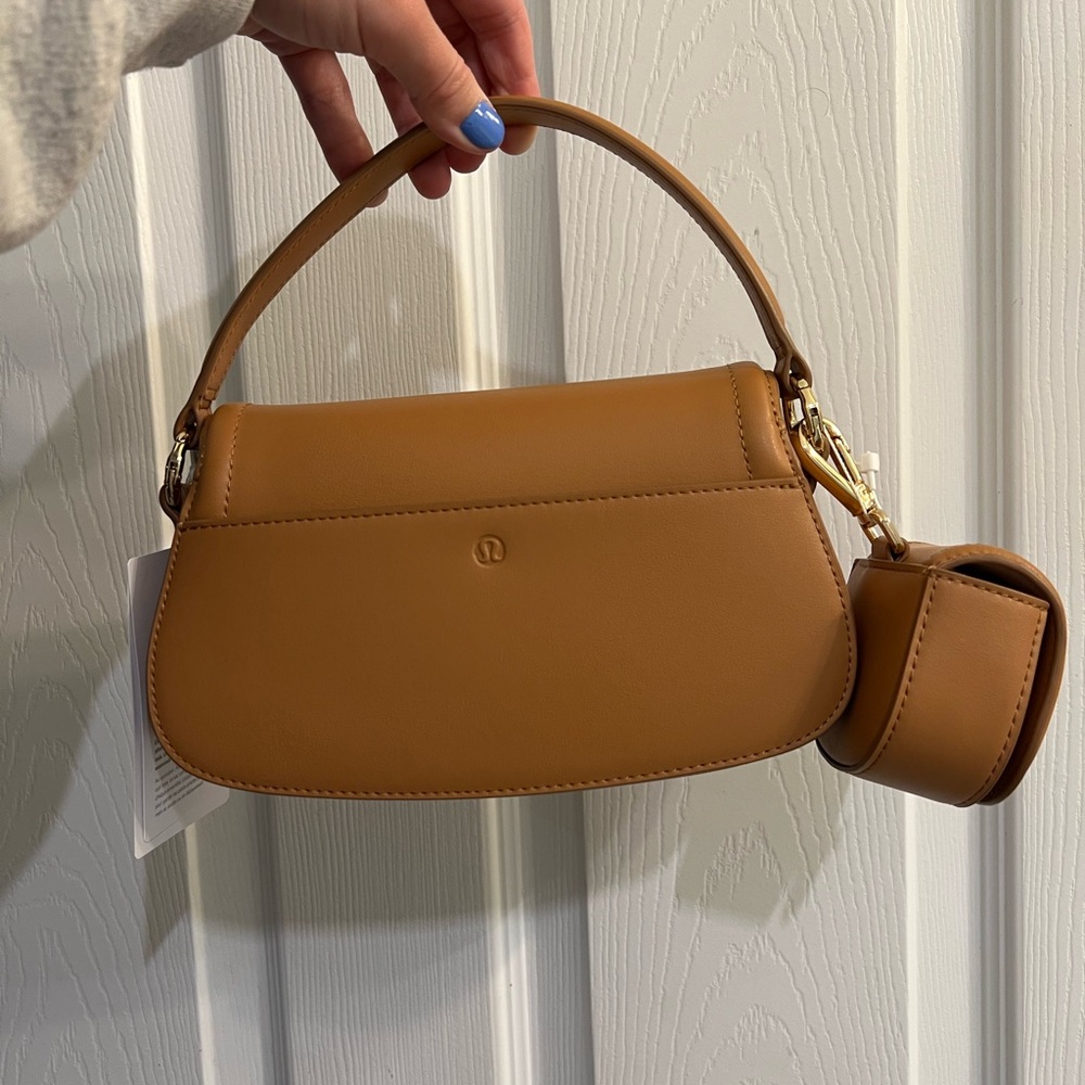Lululemon Cactus Leather Mini Bag - Picture 3 of 5